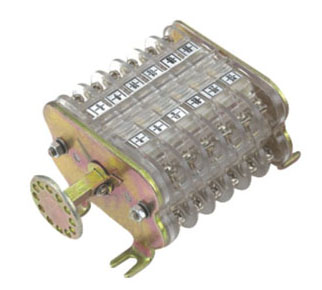 F6-□III/W系列輔助開(kāi)關(guān) 