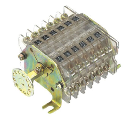 F6-□III/W系列輔助開關